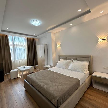Hotel Arberia Tirana Extérieur photo