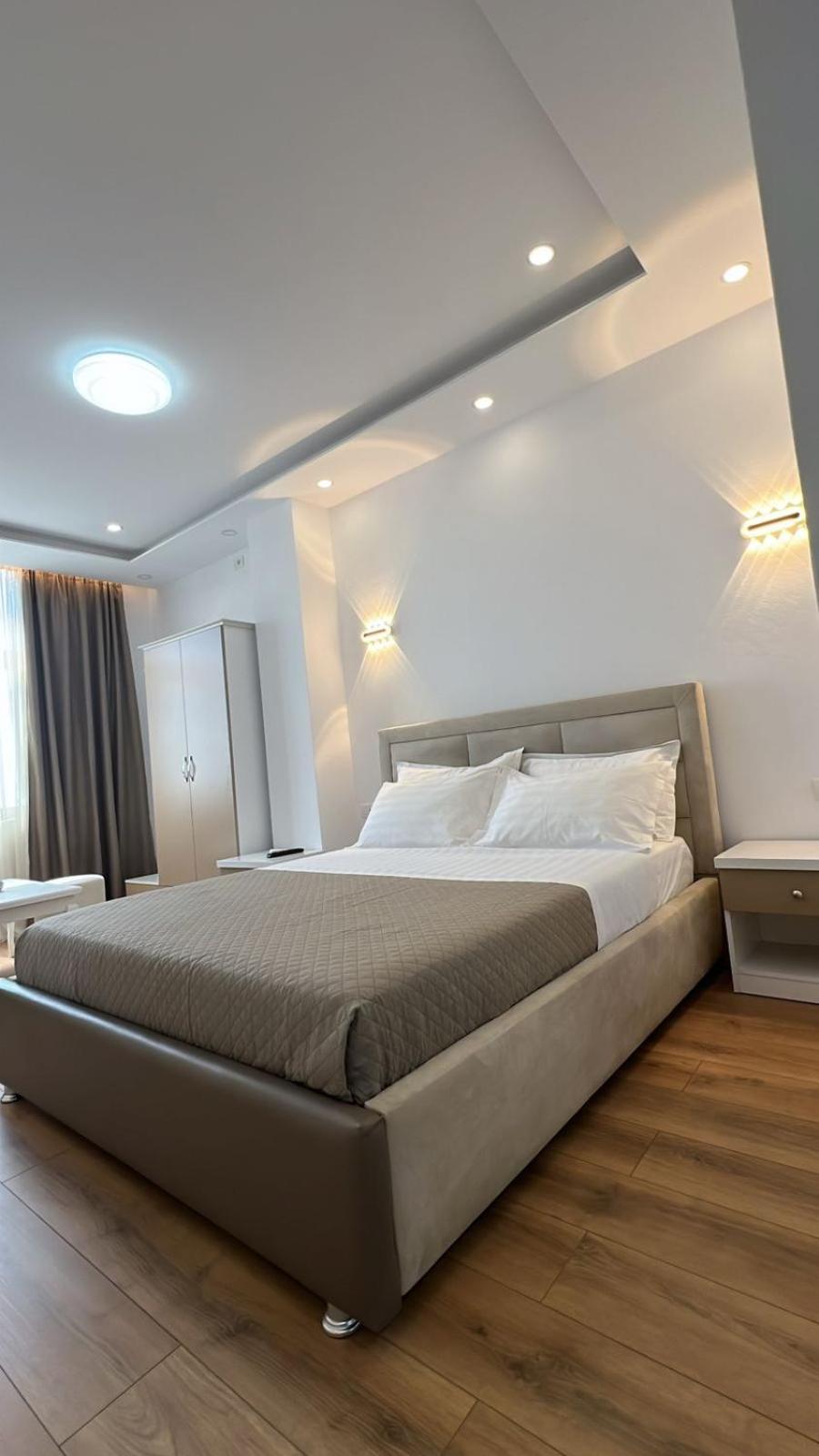 Hotel Arberia Tirana Extérieur photo