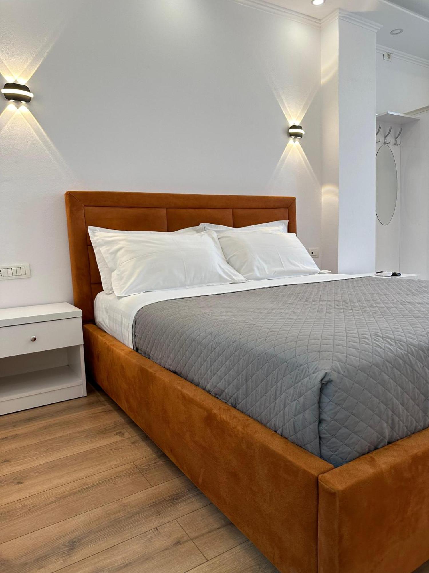 Hotel Arberia Tirana Extérieur photo